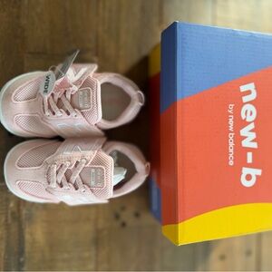 New Balance Kids Light Pink Sneakers